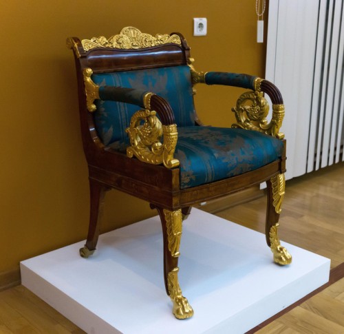 «Дворцовая» мебель гениального Гамбса